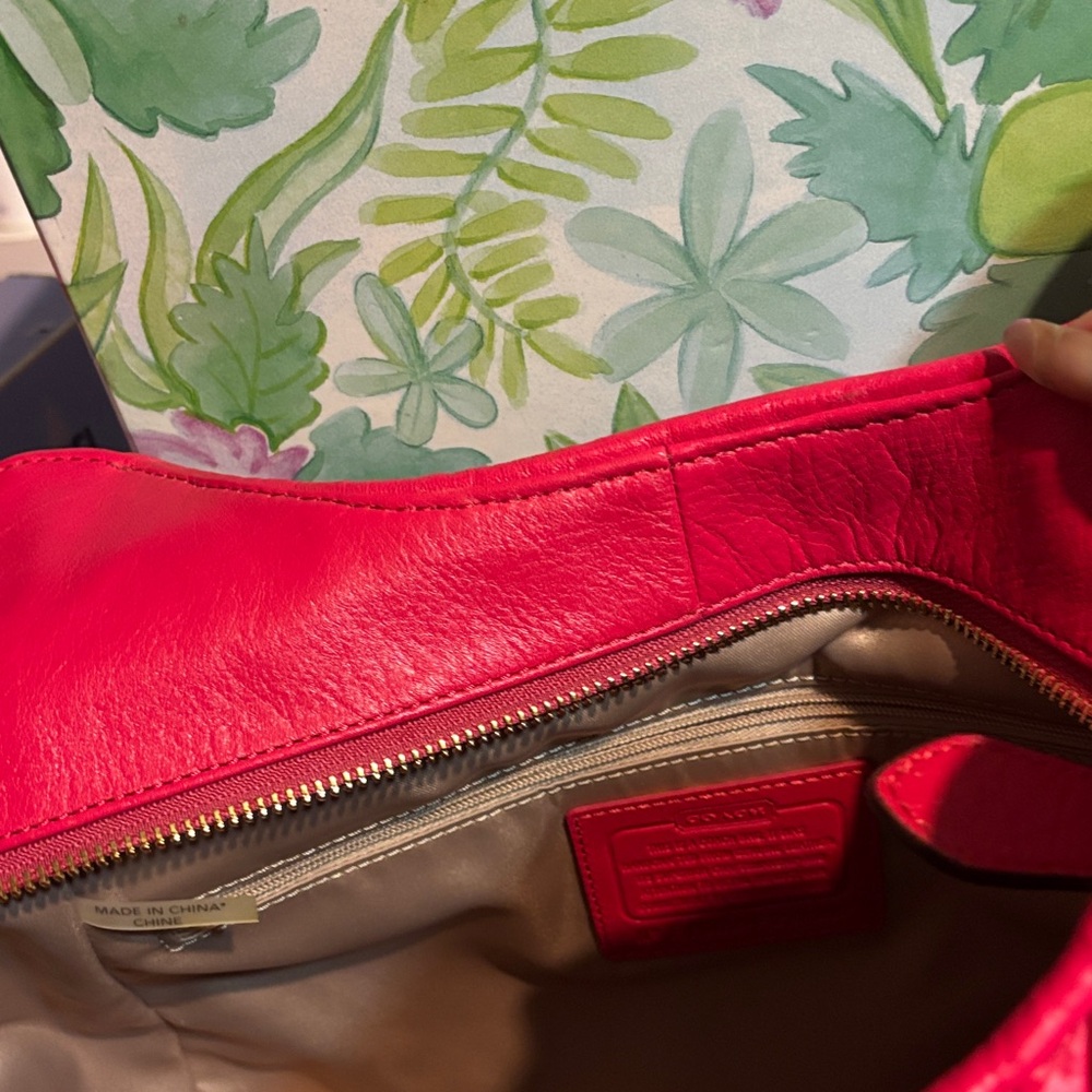 Coach Red Pleated Shoulder Bag and Wallet - Picture 4 of 6
